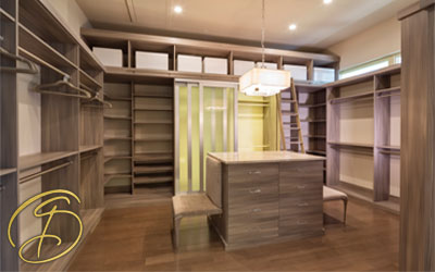 Divine Studio Walk In Closets